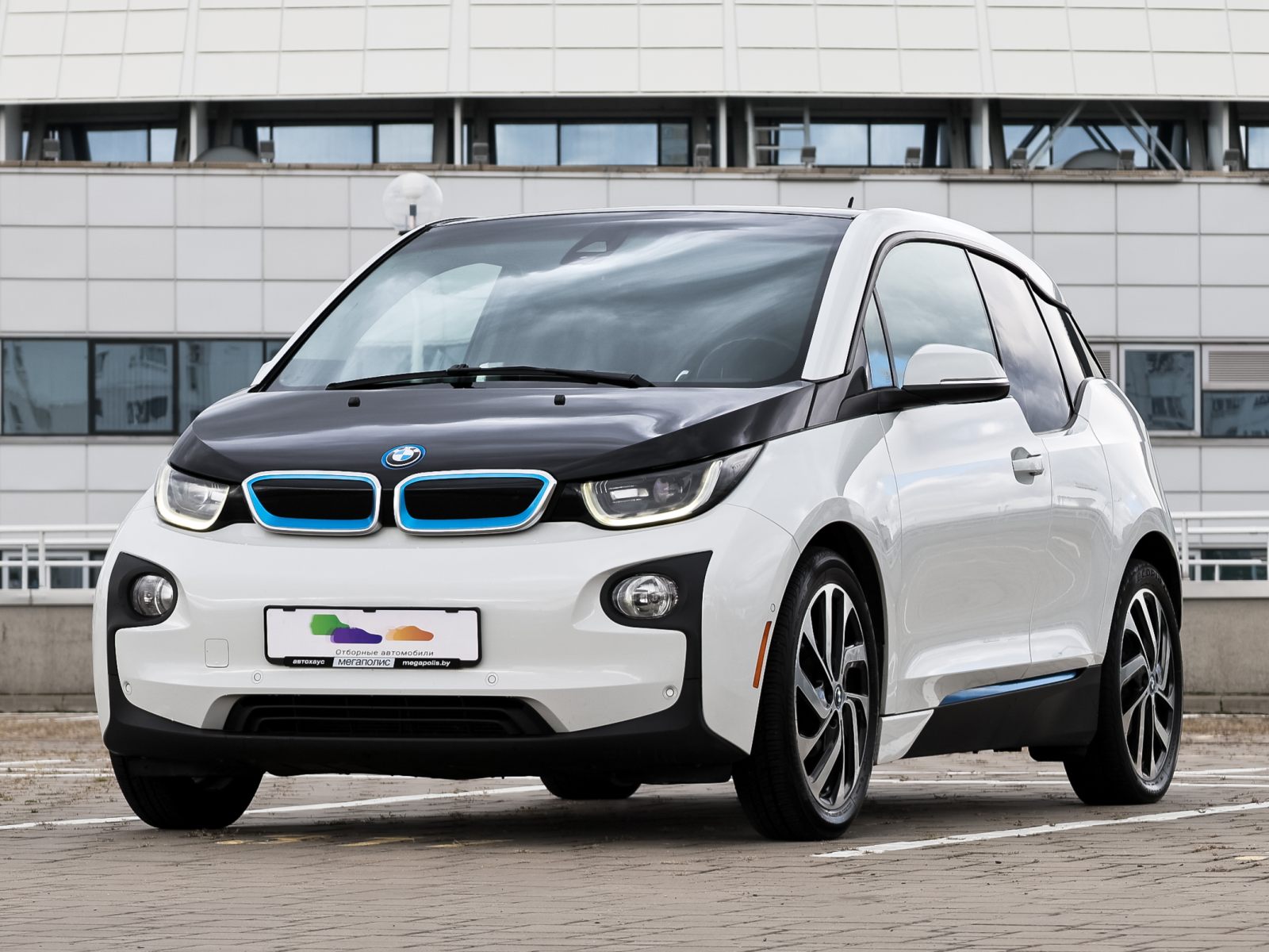  i3 REX