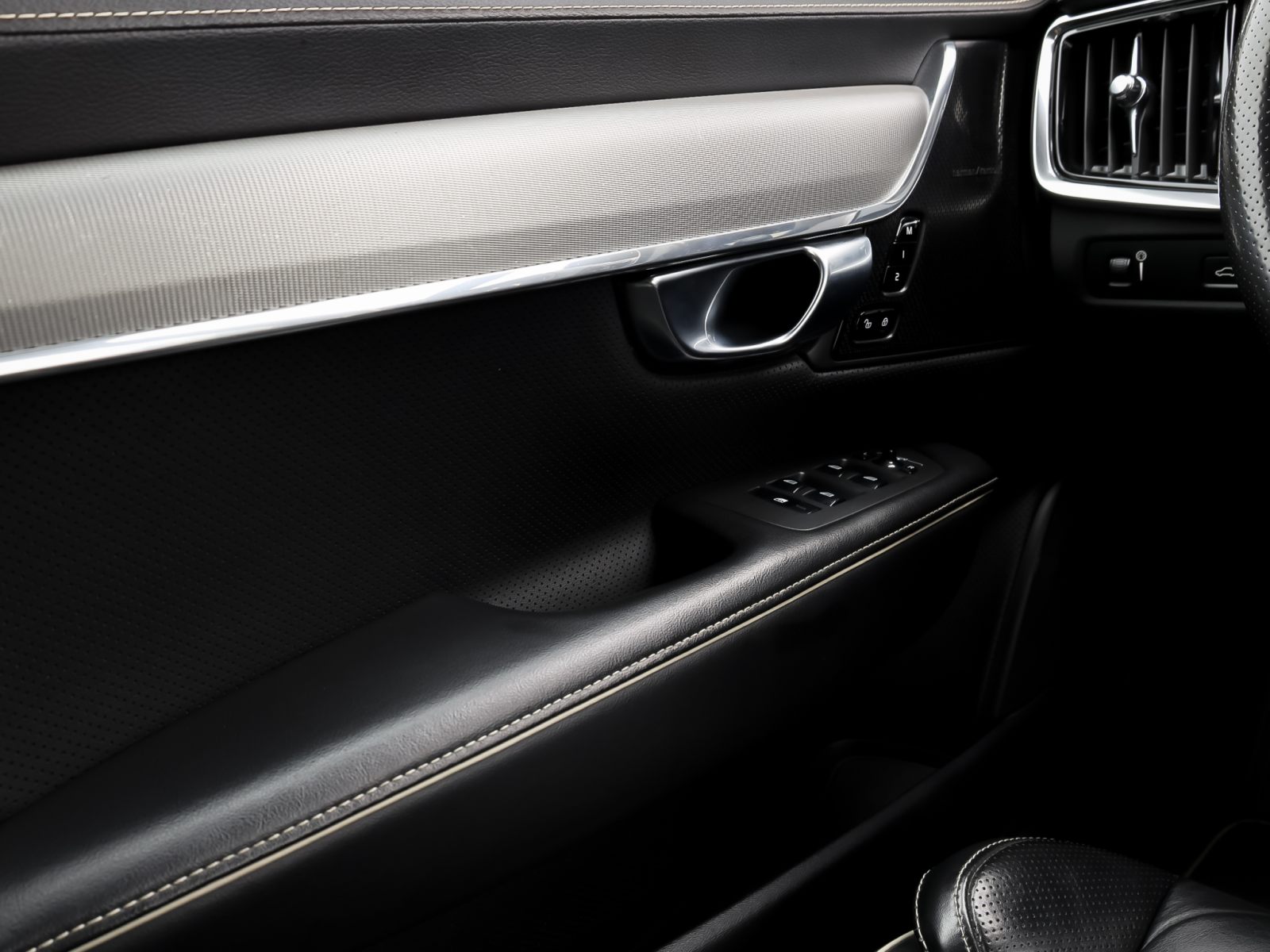  V90
