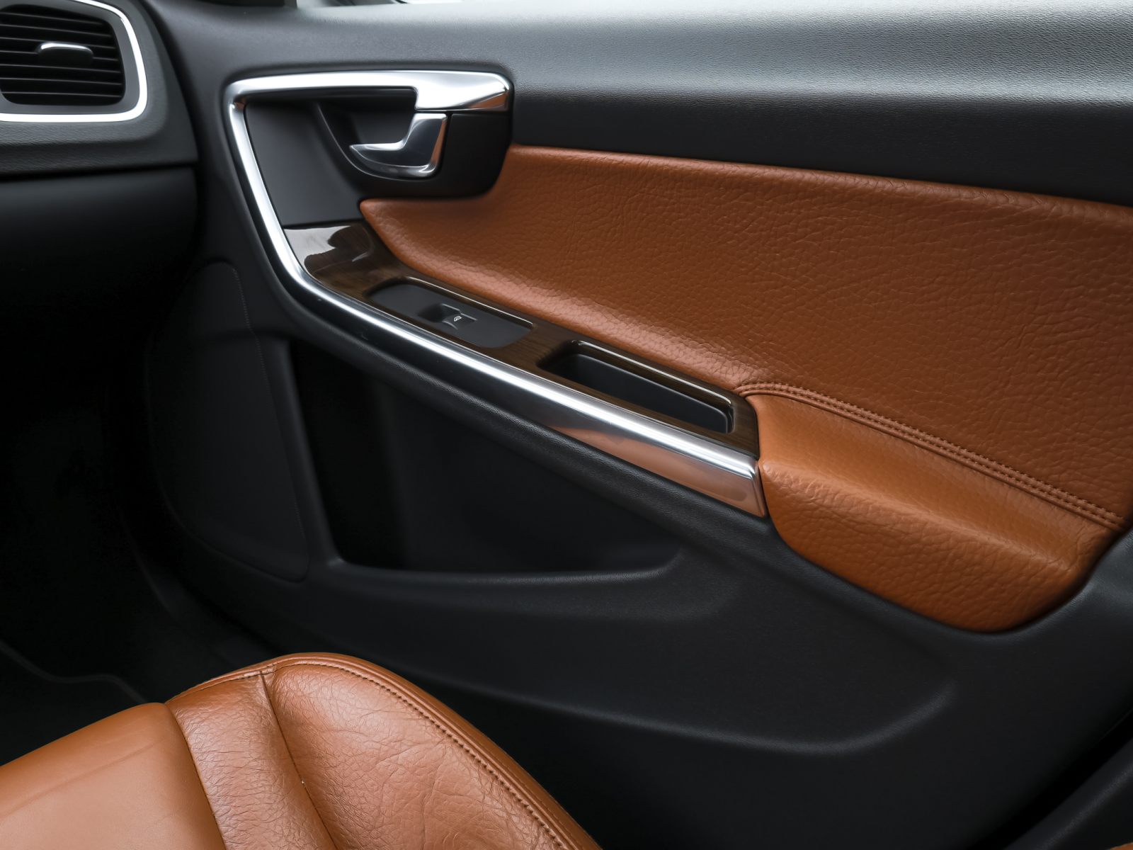  S60