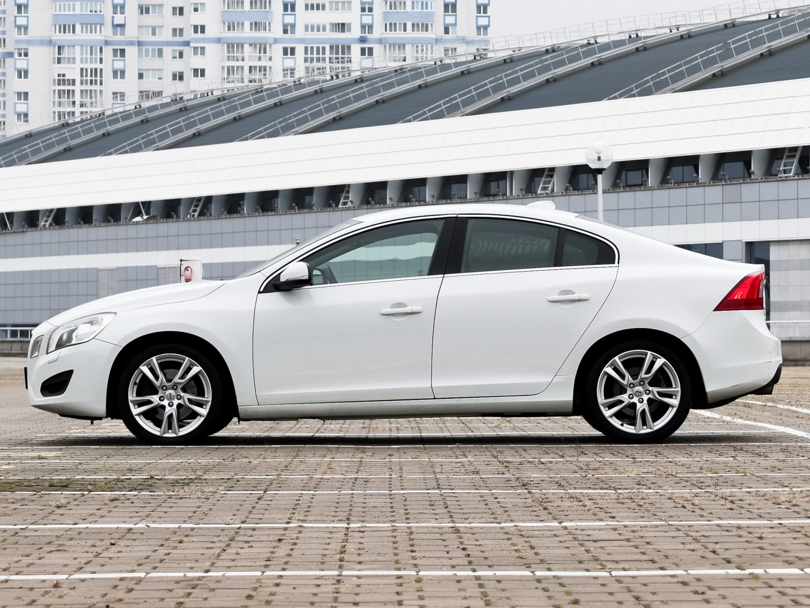  S60