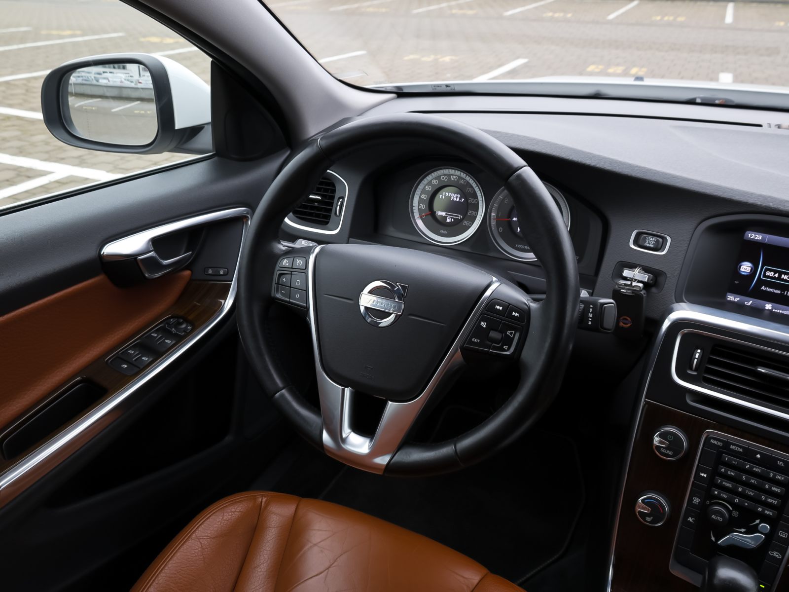  S60