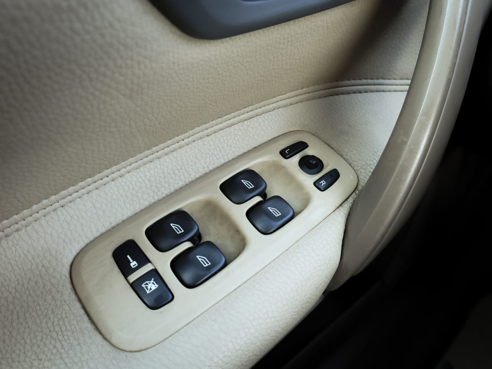  V70