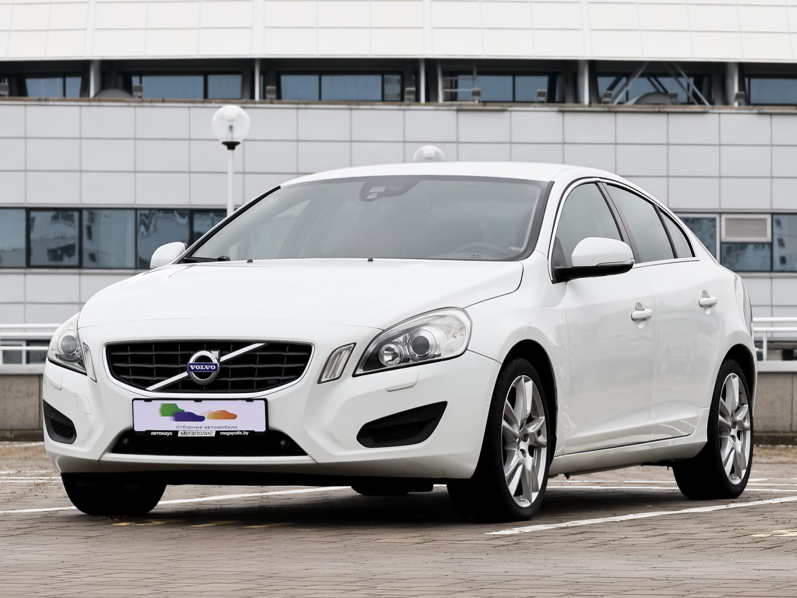  S60