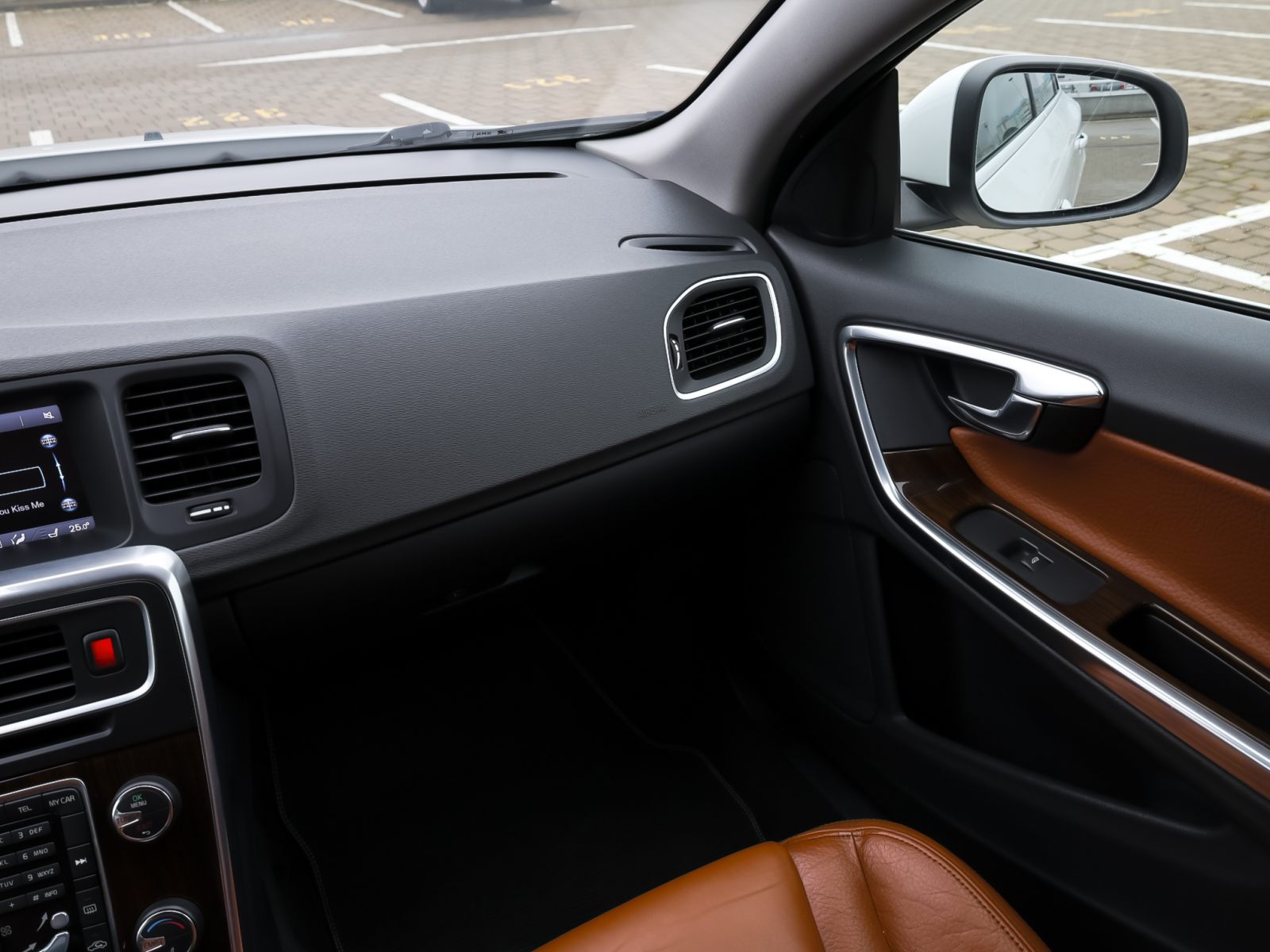  S60