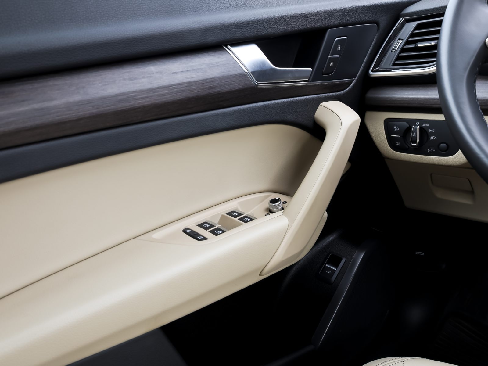  Q5 Premium 40