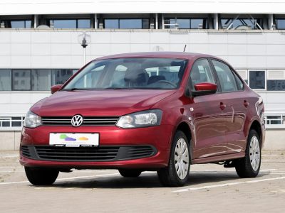 VW Polo Sedan 