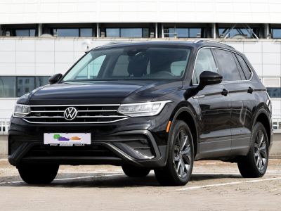 VW Tiguan SE