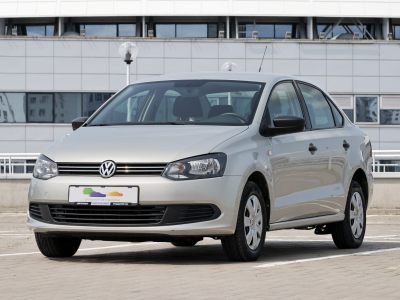 VW Polo Sedan 