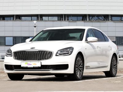 Kia K900 Luxe