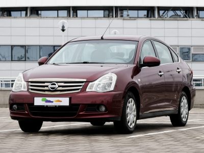 Nissan Almera 