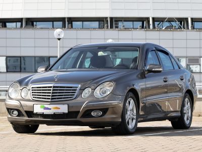 Mercedes E-Класс 